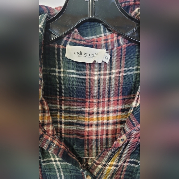 Indi and Cold plaid long sleeve button down shirt - Picture 5 of 6